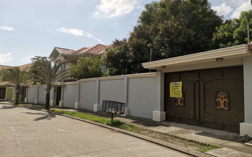 Venta de Vivienda Residencial Montecarlo