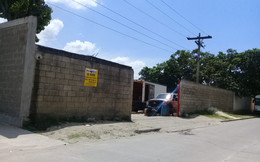 Venta de Terreno Comercial en Barrio La Guardia