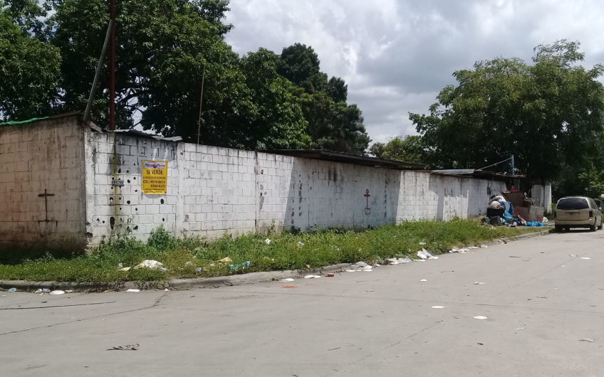 Venta de Terreno Comercial en Barrio La Guardia