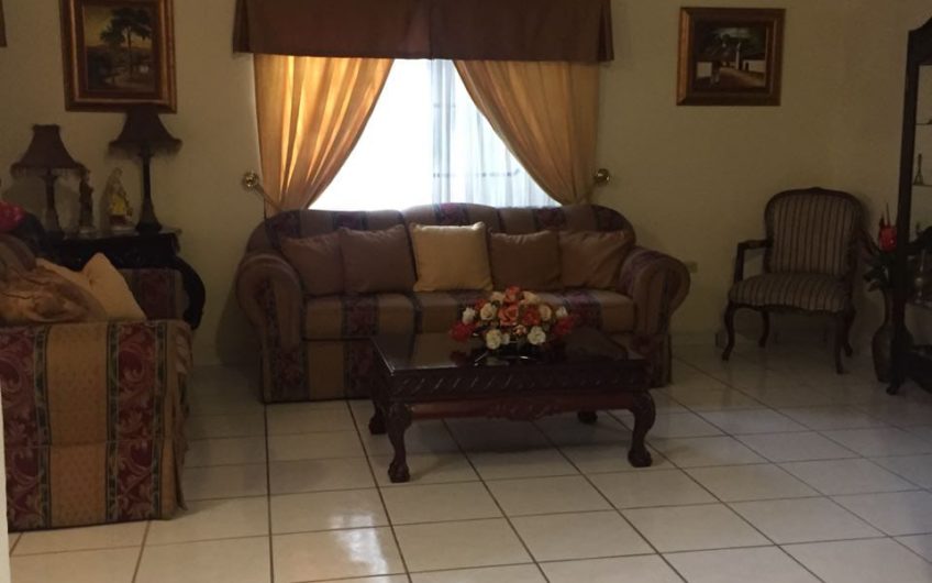 Venta de Vivienda Residencial Moderna