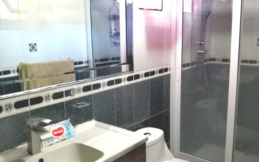 Venta de Vivienda Residencial Nueva en Los Alpes