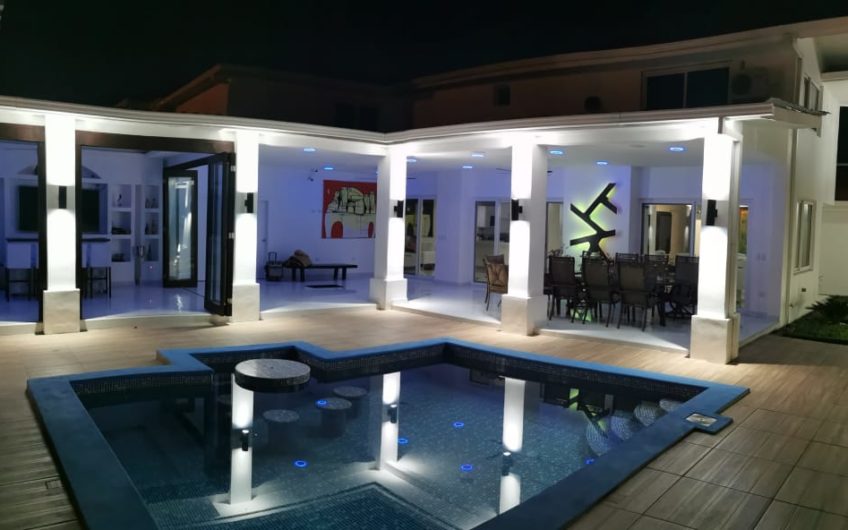 Venta de Vivienda Residencial Nueva en Los Alpes