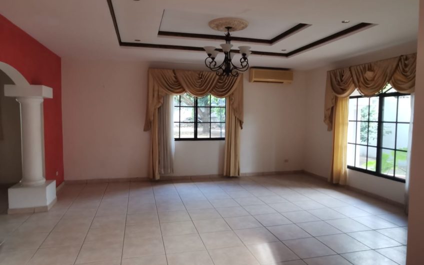 Venta de Vivienda Residencial Montecarlo