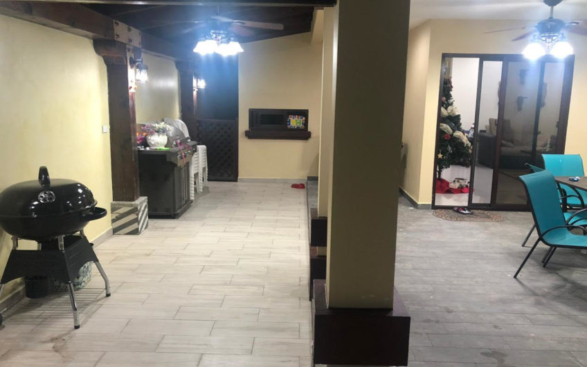 Venta de Vivienda Jardines del Valle