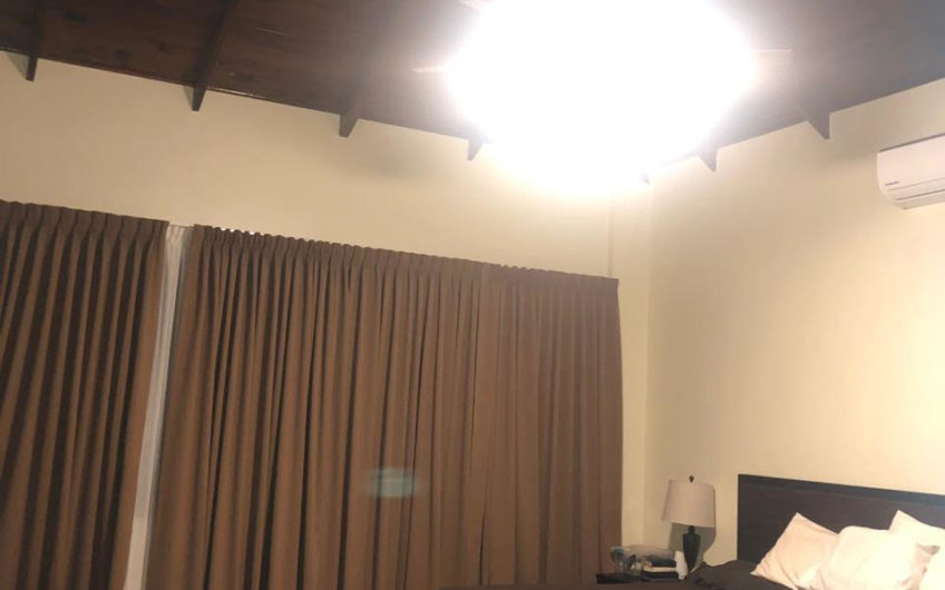 Venta de Vivienda Jardines del Valle