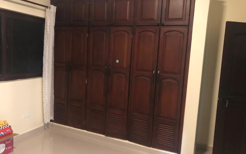 Venta de Vivienda Jardines del Valle