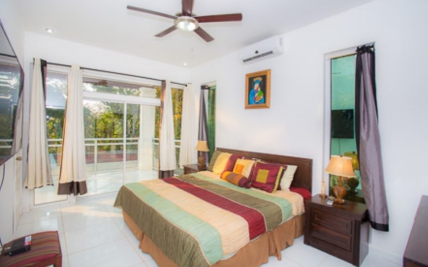 Vivienda ubicada en White  Rock Hills  Roatan