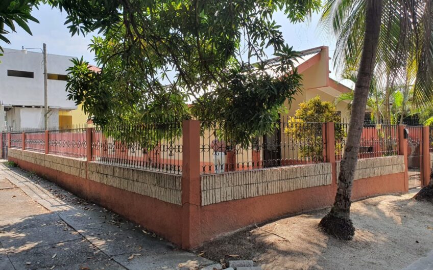 Venta de Vivienda Residencial ubicada en Col. Juan Ramon Molina