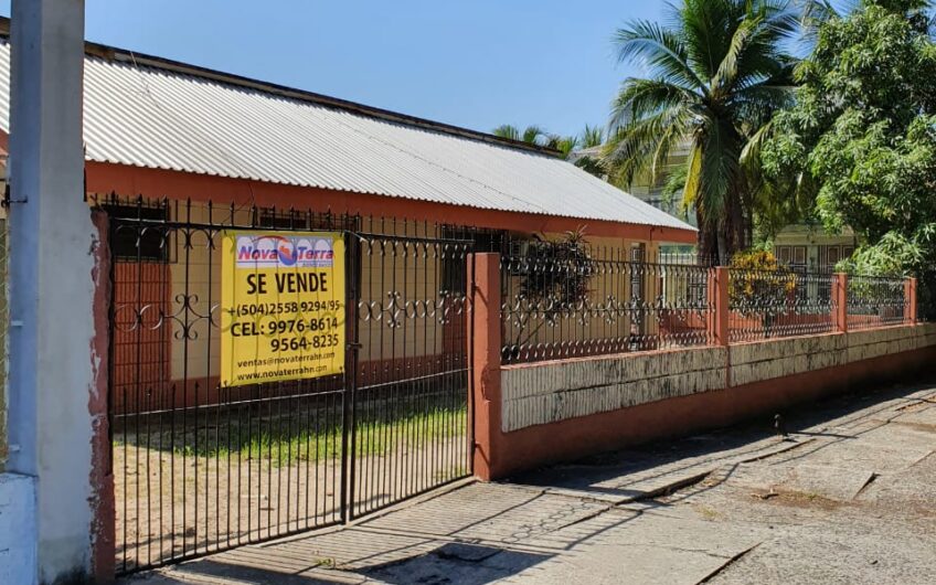 Venta de Vivienda Residencial ubicada en Col. Juan Ramon Molina