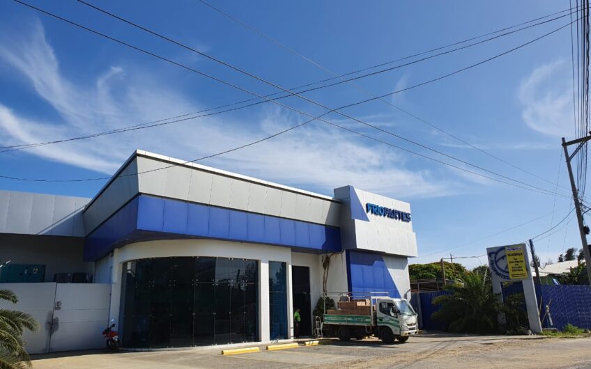 Edificio en Alquiler y Venta en Roatán