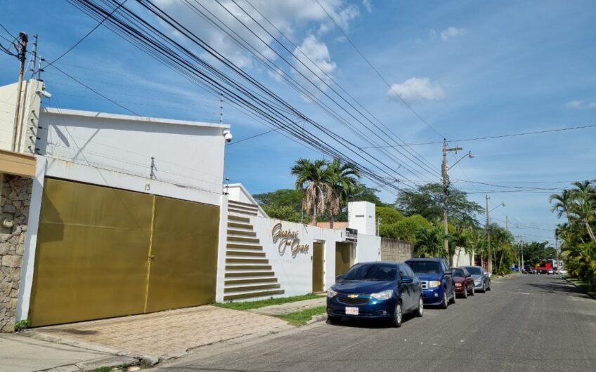 Venta de Casa en Orquidea Blanca